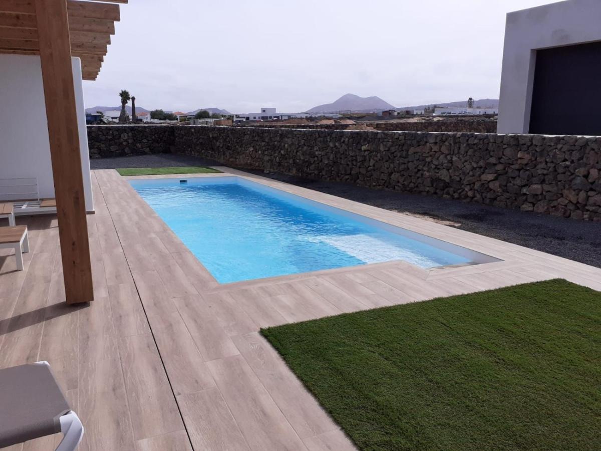 Villa Vista Volcan Lajares With Heated Pool エクステリア 写真